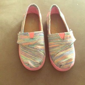 Toms size 11 kids shoes